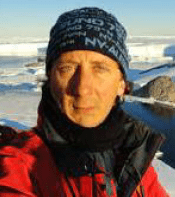 Dr. Roland Sarda